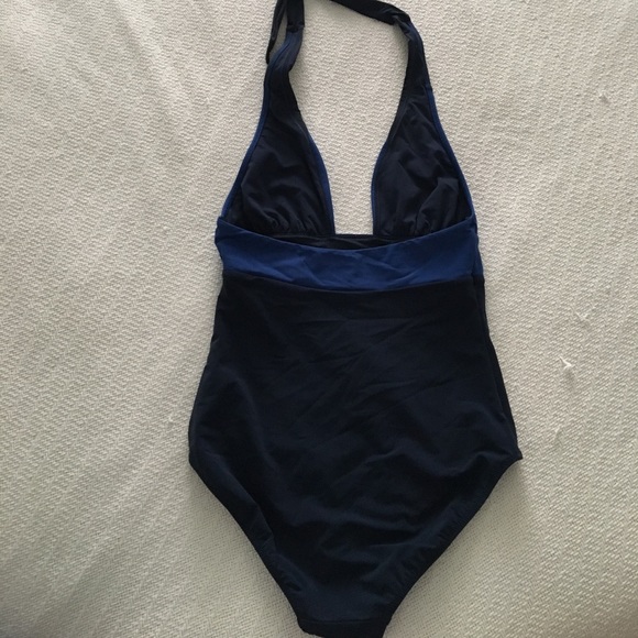 Heidi Klum Swimsuit One-piece - Picture 4 of 6